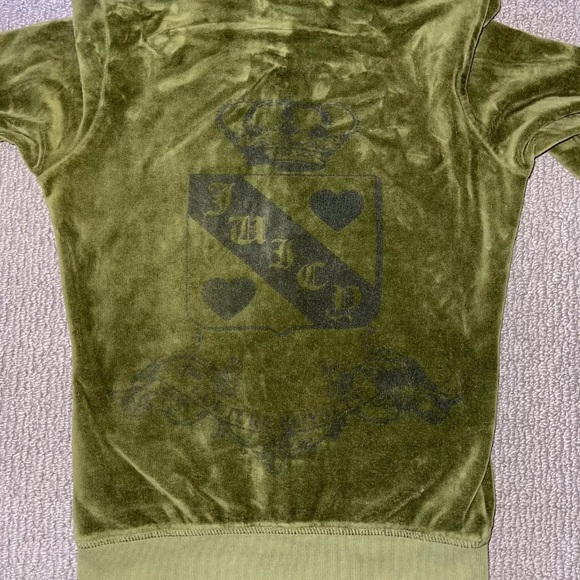 ISO!! - Picture 1 of 5